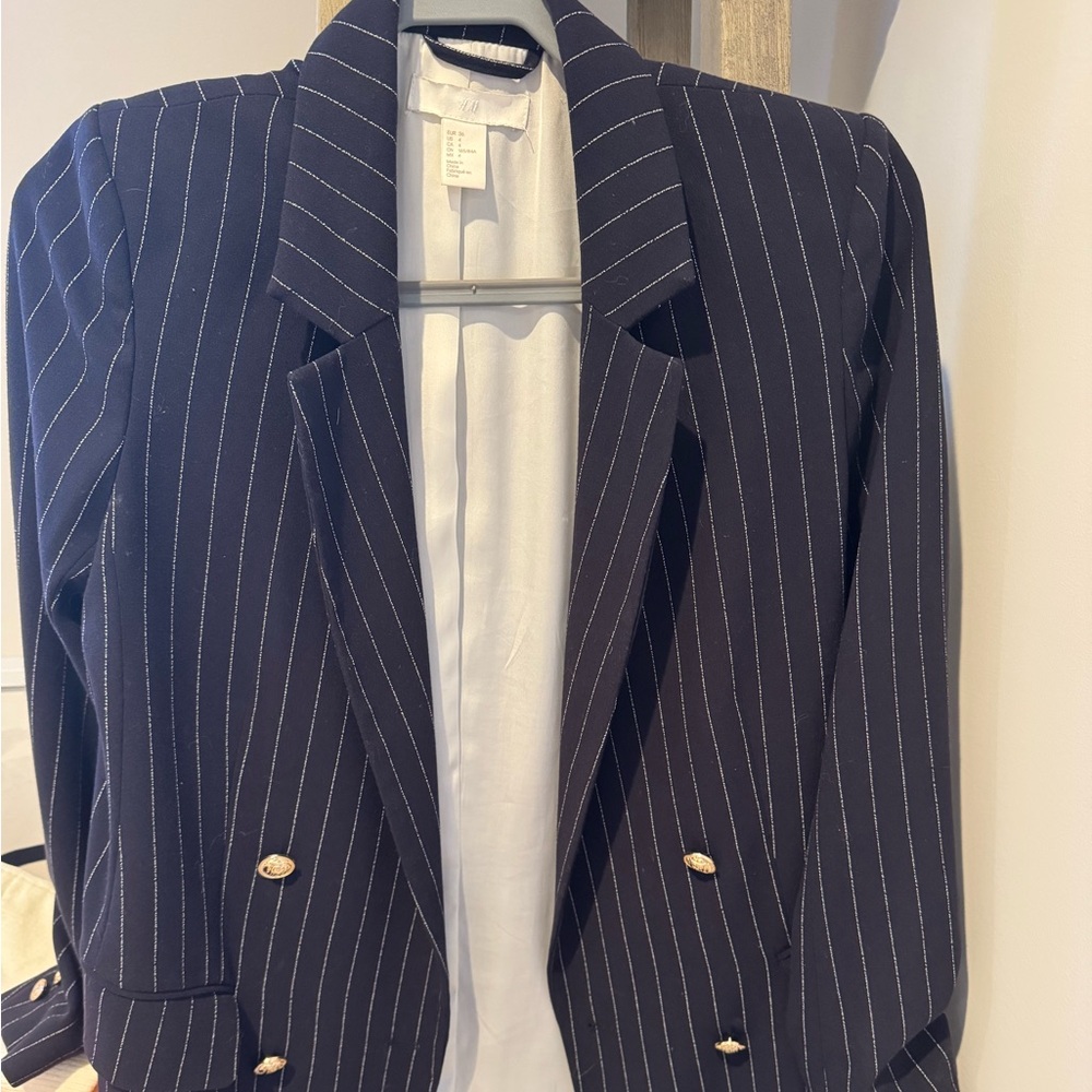 Striped white and navy blazer